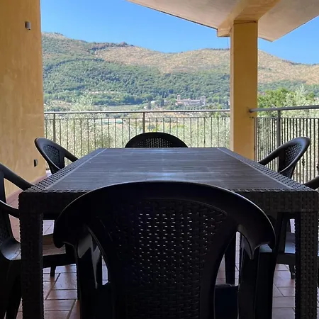 فيلة Casa Di Farfa *